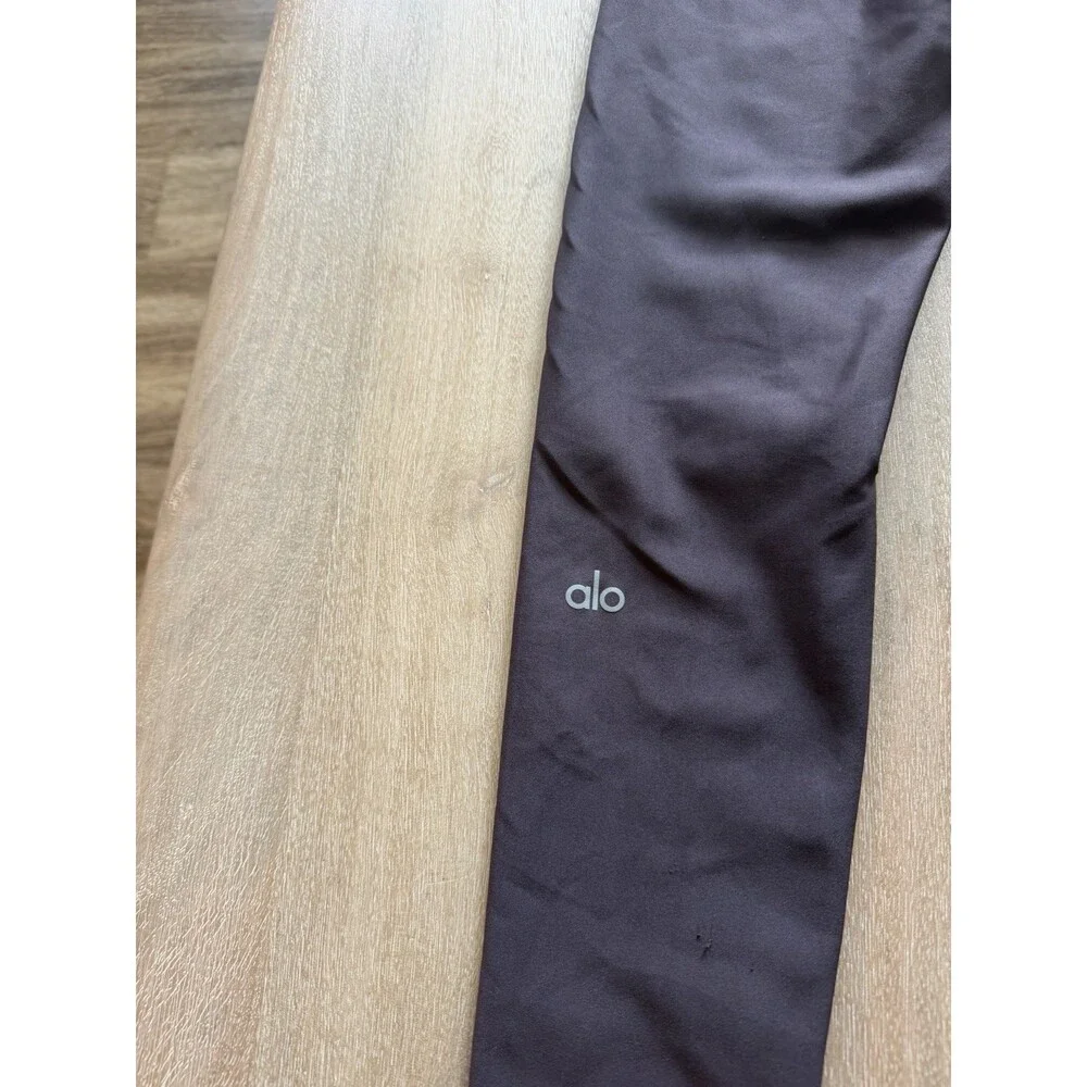 Alo Yoga High Waist Airlift Legging Full Length in Raisinette Purple Size XS
